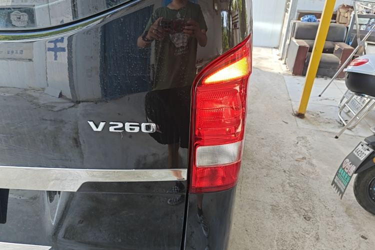 Used Mercedes-Benz Vito 2016 2.0T Elite Edition Exterior 3