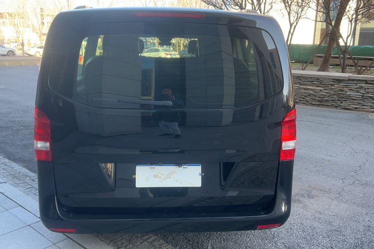 Used Mercedes-Benz Vito 2016 2.0T Elite Edition Exterior 4