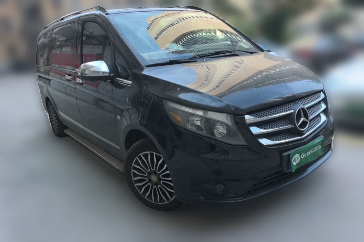 Used Mercedes-Benz Vito  Front Right 45 Deg