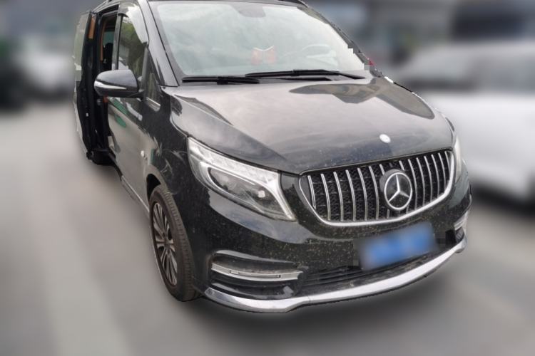 Used Mercedes-Benz Vito 2016 2.0T Business Edition Front Right 45 Deg