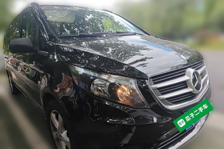 Used Mercedes-Benz Vito 2016 2.0T Business Edition Front Right 45 Deg