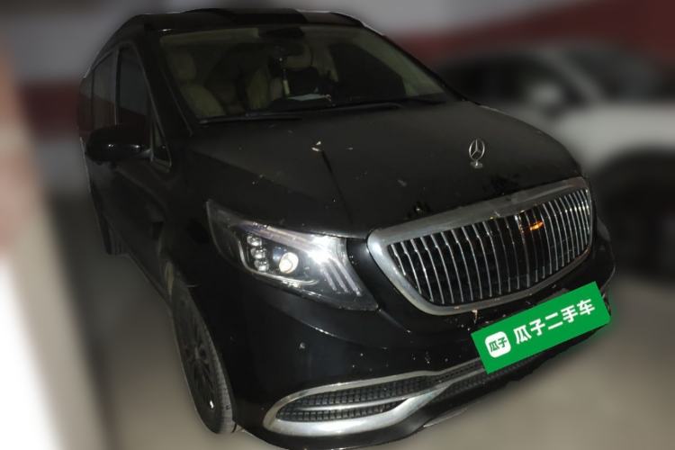 Used Mercedes-Benz Vito 2016 2.0T Business Edition Front Right 45 Deg