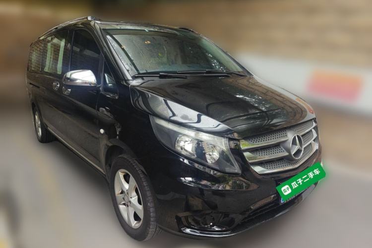 Used Mercedes-Benz Vito 2016 2.0T Business Edition Front Right 45 Deg