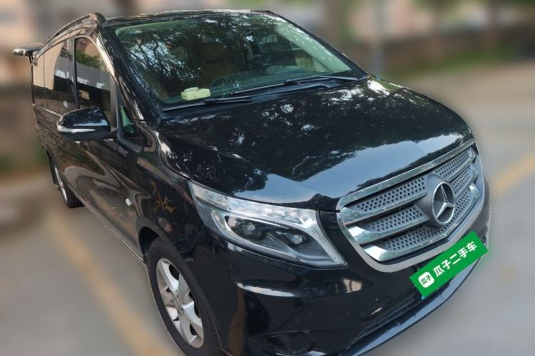 Used Mercedes-Benz Vito 2016 2.0T Elite Edition Front Right 45 Deg