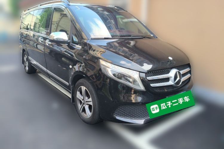 Used Mercedes-Benz Vito 2016 2.0T Business Edition Front Right 45 Deg