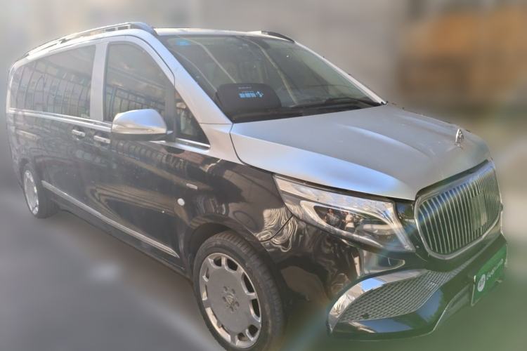 Used Mercedes-Benz Vito 2016 2.0T Business Edition Front Right 45 Deg