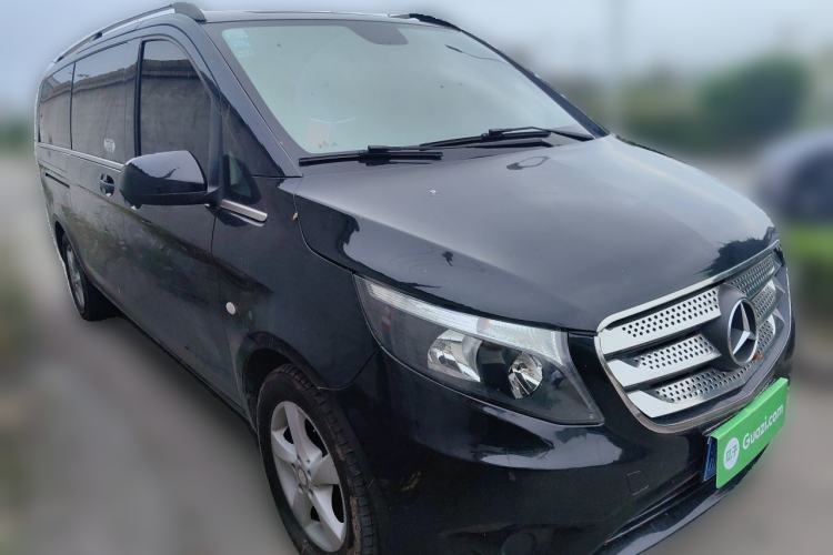 Used Mercedes-Benz Vito 2016 2.0T Elite Edition Front Right 45 Deg