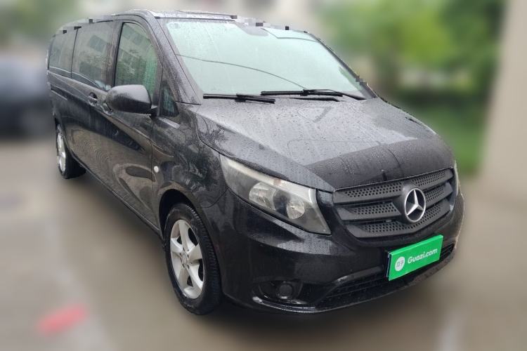 Used Mercedes-Benz Vito 2016 2.0T Business Edition Front Right 45 Deg