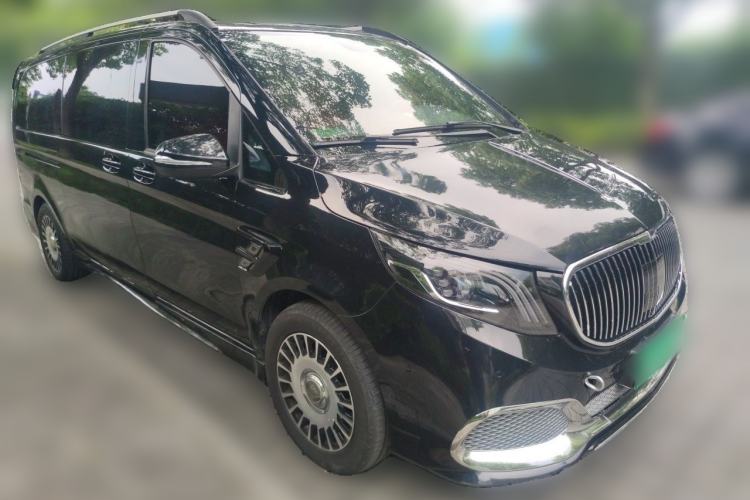Used Mercedes-Benz Vito  Front Right 45 Deg