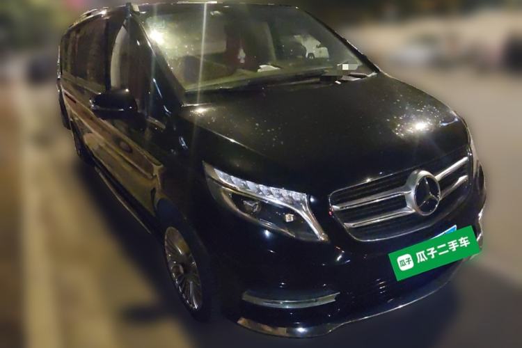 Used Mercedes-Benz Vito 2016 2.0T Elite Edition Front Right 45 Deg