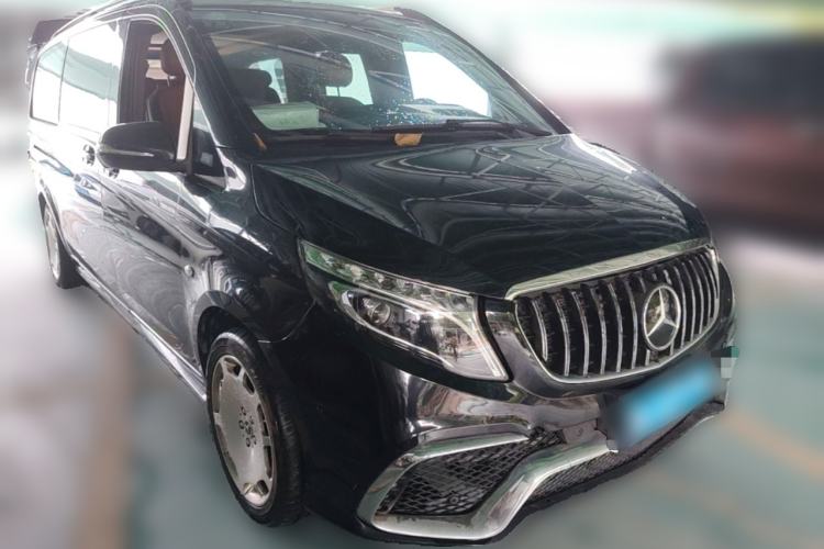 Used Mercedes-Benz Vito 2016 2.0T Elite Edition Front Right 45 Deg