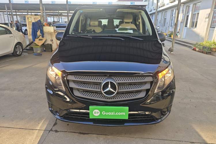 Used Mercedes-Benz Vito 2016 2.0T Business Edition Front
