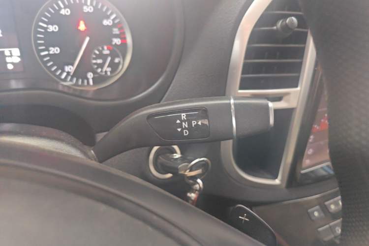 Used Mercedes-Benz Vito 2016 2.0T Elite Edition Gear Lever