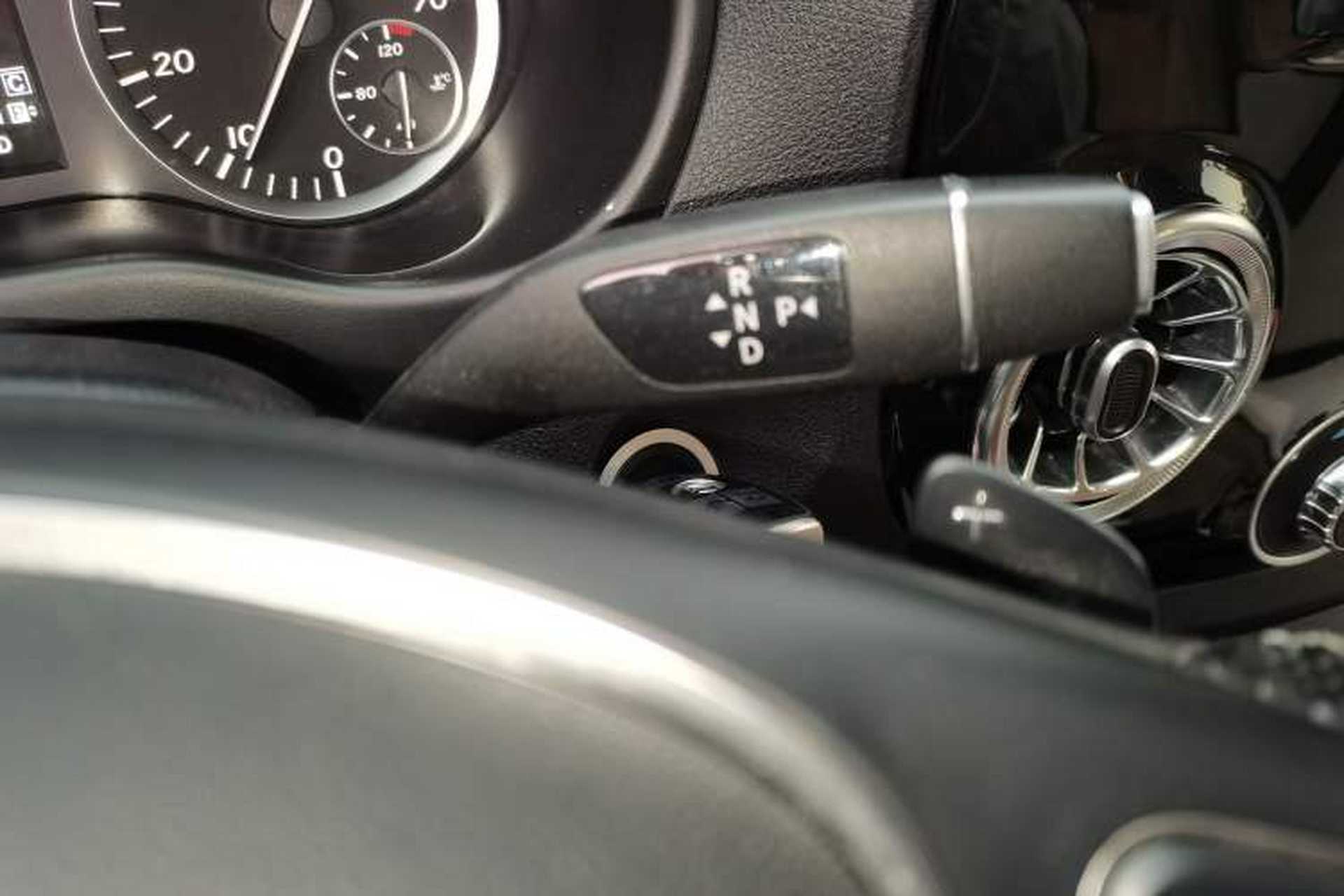 Used Mercedes-Benz Vito 2016 2.0T Business Edition Gear Lever