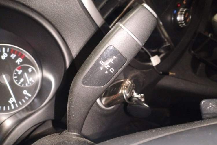Used Mercedes-Benz Vito 2016 2.0T Business Edition Gear Lever