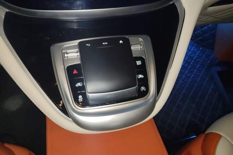Used Mercedes-Benz Vito 2016 2.0T Business Edition Gear Lever