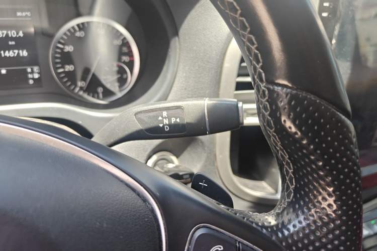 Used Mercedes-Benz Vito 2016 2.0T Business Edition Gear Lever