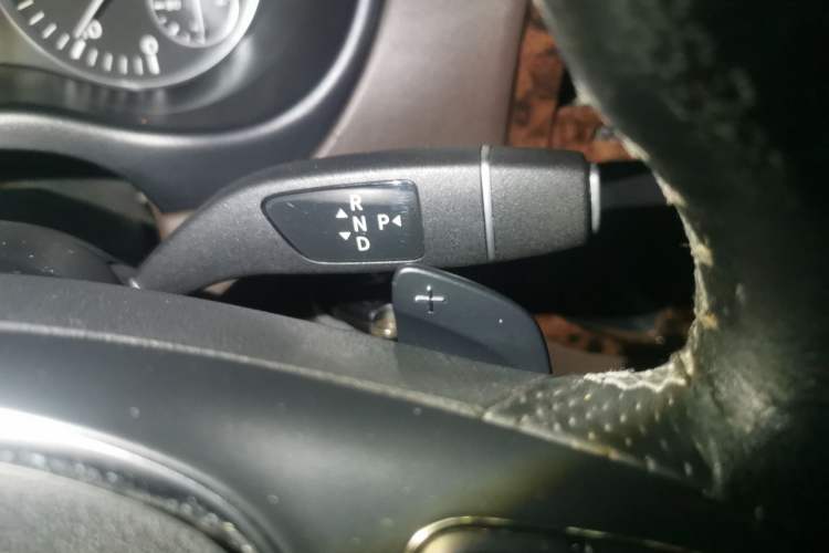 Used Mercedes-Benz Vito 2016 2.0T Business Edition Gear Lever