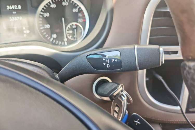 Used Mercedes-Benz Vito  Gear Lever