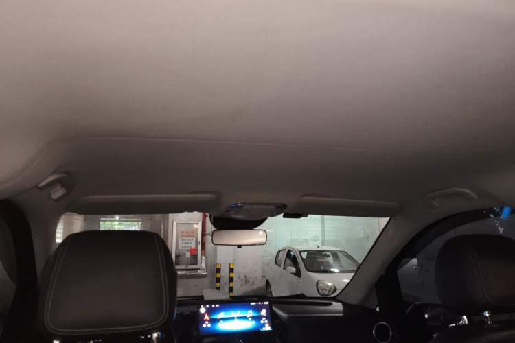 Used Mercedes-Benz Vito 2016 2.0T Business Edition Headliner