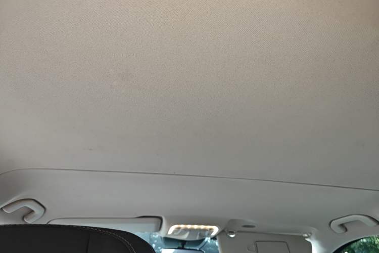 Used Mercedes-Benz Vito 2016 2.0T Business Edition Headliner