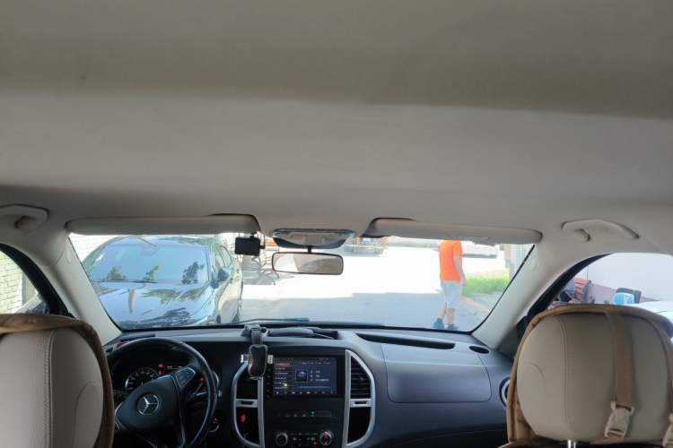 Used Mercedes-Benz Vito 2016 2.0T Business Edition Headliner