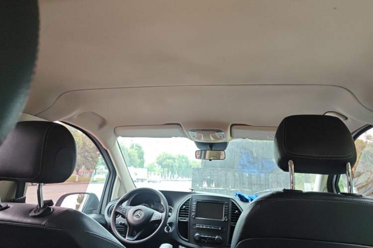 Used Mercedes-Benz Vito 2016 2.0T Elite Version 9-seater Headliner
