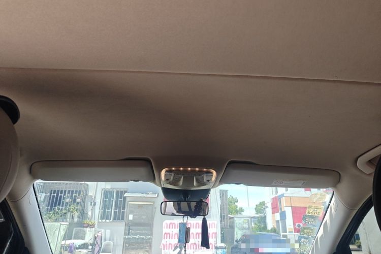Used Mercedes-Benz Vito 2016 2.0T Business Edition Headliner