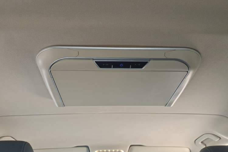 Used Mercedes-Benz Vito 2016 2.0T Business Edition Headliner