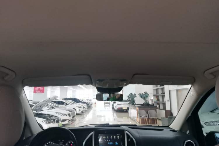 Used Mercedes-Benz Vito 2016 2.0T Business Edition Headliner