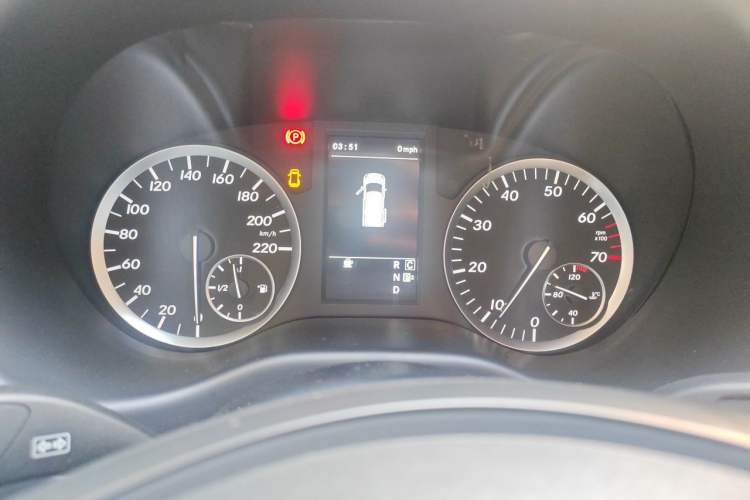Used Mercedes-Benz Vito 2016 2.0T Elite Edition Instrument Cluster