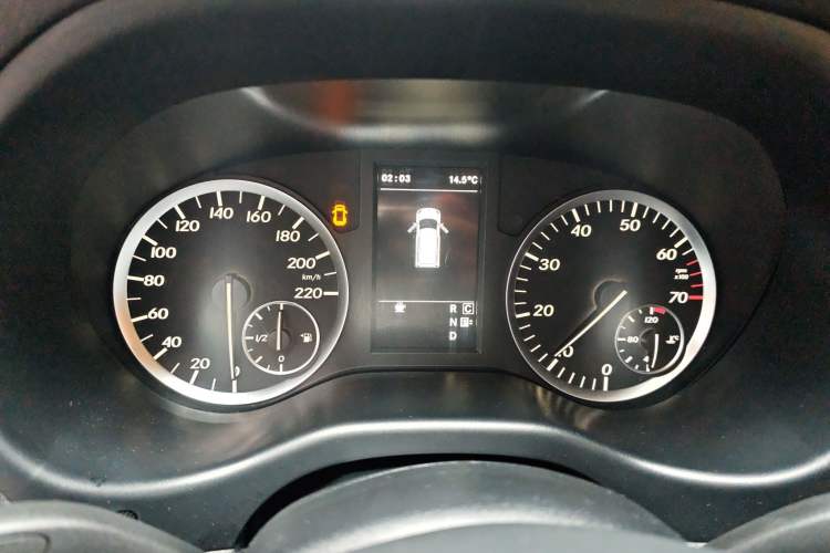 Used Mercedes-Benz Vito 2016 2.0T Elite Edition Instrument Cluster