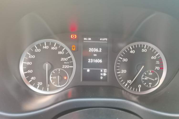 Used Mercedes-Benz Vito  Instrument Cluster
