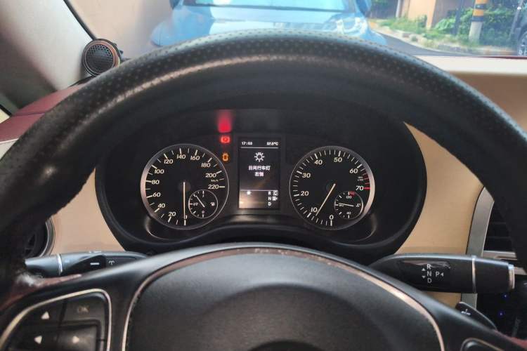 Used Mercedes-Benz Vito 2016 2.0T Business Edition Instrument Cluster