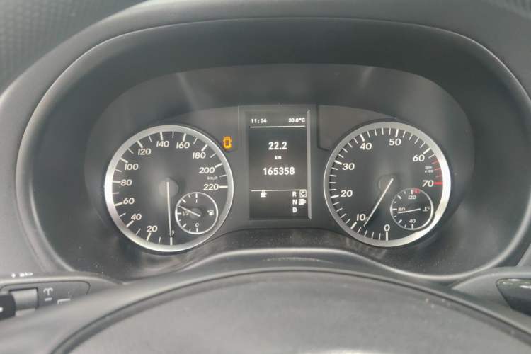 Used Mercedes-Benz Vito 2016 2.0T Elite Edition Instrument Cluster