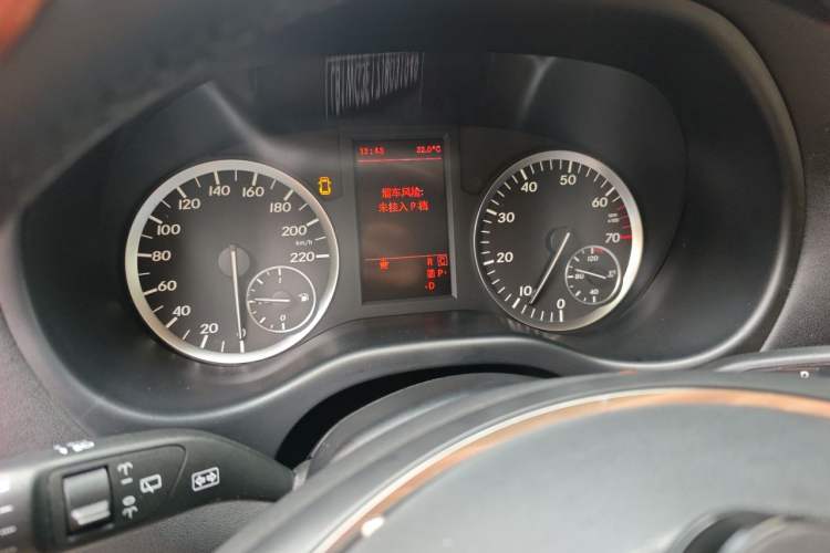 Used Mercedes-Benz Vito 2016 2.0T Business Edition Instrument Cluster