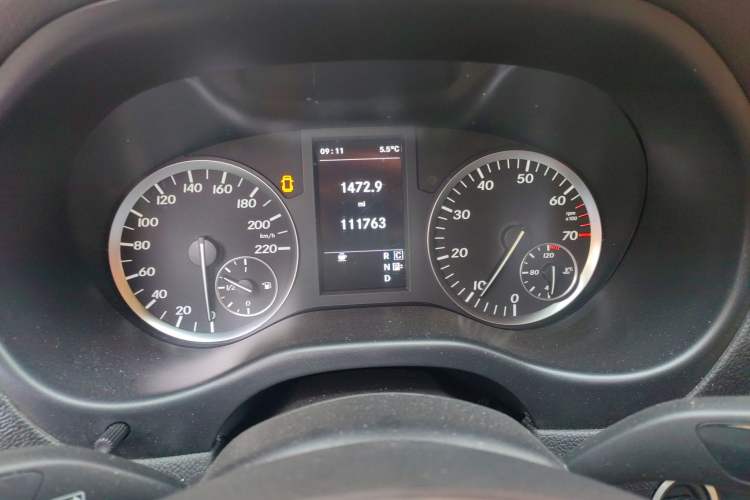 Used Mercedes-Benz Vito 2016 2.0T Business Edition Instrument Cluster