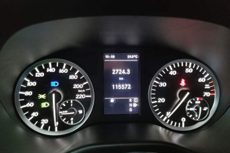 Used Mercedes-Benz Vito 2016 2.0T Business Edition Instrument Cluster
