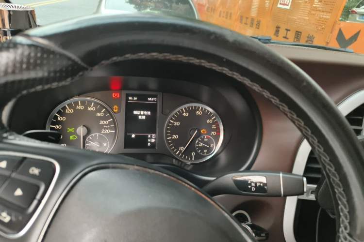 Used Mercedes-Benz Vito 2016 2.0T Business Edition Instrument Cluster