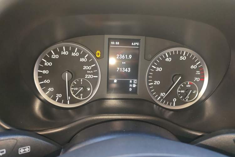 Used Mercedes-Benz Vito 2016 2.0T Business Edition Instrument Cluster