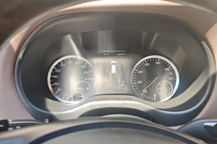 Used Mercedes-Benz Vito  Instrument Cluster