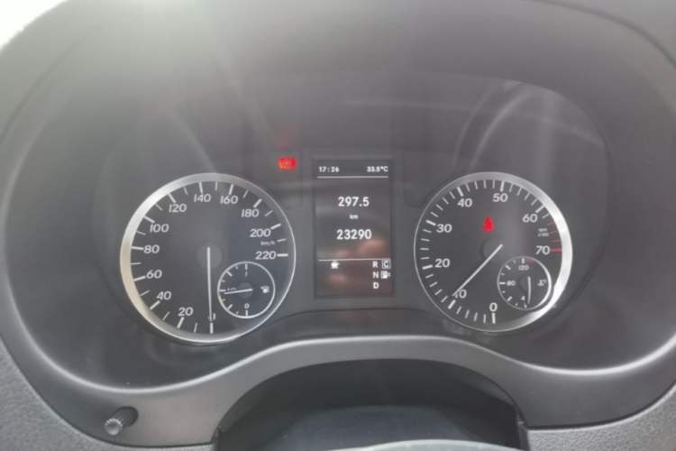 Used Mercedes-Benz Vito 2016 2.0T Elite Edition Instrument Cluster