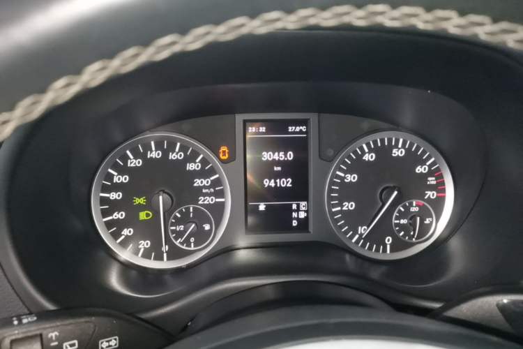Used Mercedes-Benz Vito 2016 2.0T Business Edition Instrument Cluster