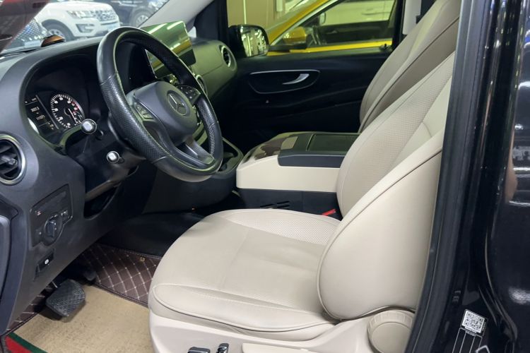Used Mercedes-Benz Vito 2016 2.0T Business Edition Interior 1