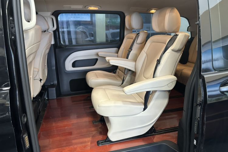 Used Mercedes-Benz Vito 2016 2.0T Business Edition Interior 5