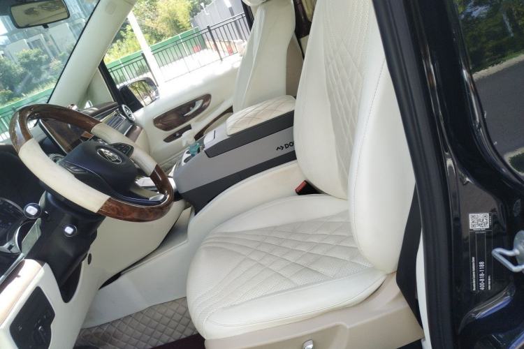 Used Mercedes-Benz Vito 2016 2.0T Elite Edition Left Front Seat