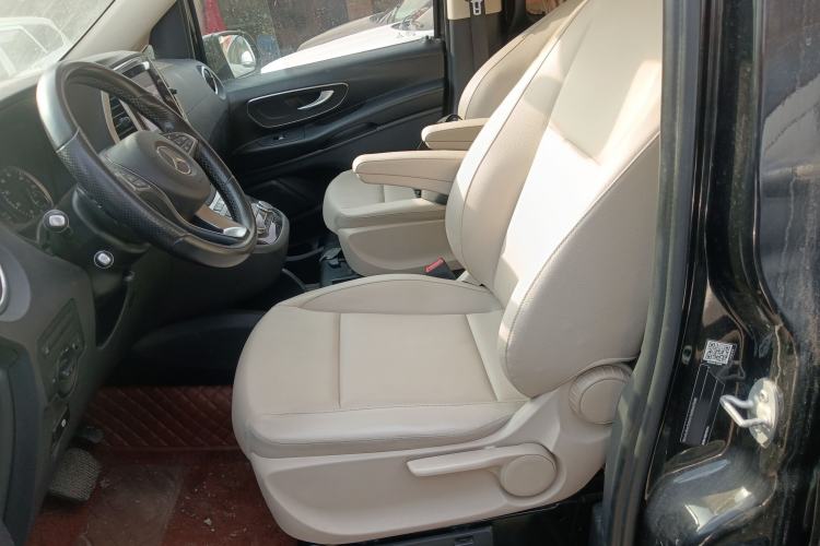 Used Mercedes-Benz Vito 2016 2.0T Business Edition Left Front Seat