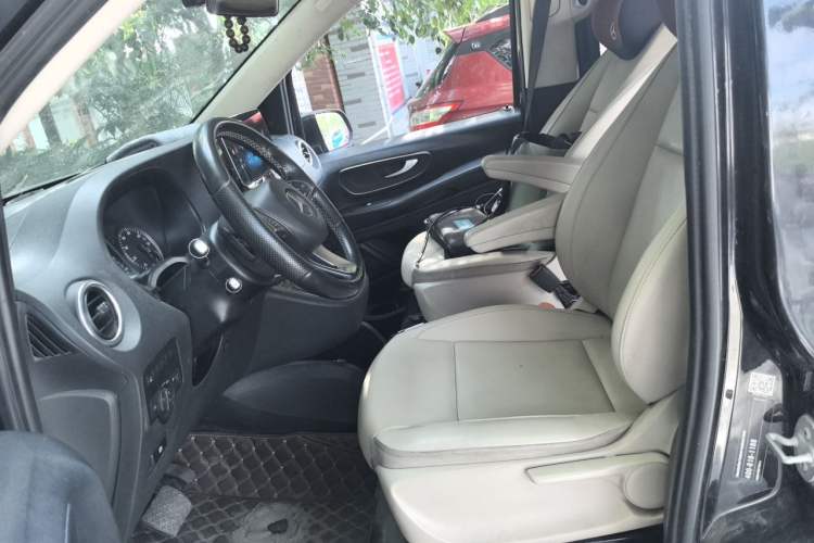 Used Mercedes-Benz Vito 2016 2.0T Business Edition Left Front Seat