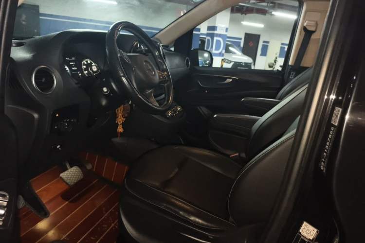 Used Mercedes-Benz Vito 2016 2.0T Business Edition Left Front Seat