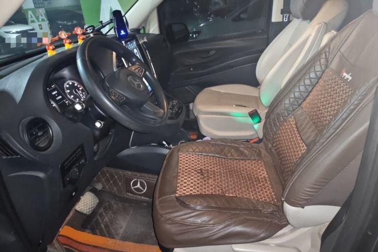 Used Mercedes-Benz Vito 2016 2.0T Elite Edition Left Front Seat